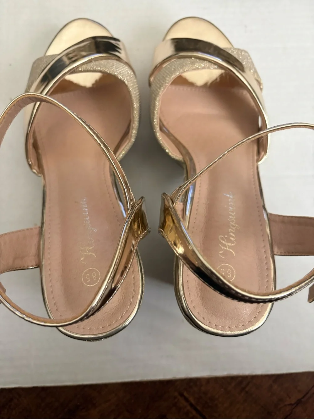 Hingswink Women’s Sz 8.5 Metallic Gold Glitter Platform Block Heel Sandals